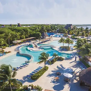 ***** Resort Bluebay Grand Esmeralda Mexiko