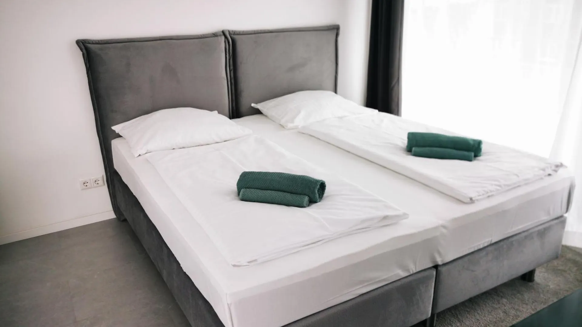 Hh 04 By Rockchair - Superhost Status - Modernes Apartment Mit Sonnigem Balkon & Premium Boxspringbetten In Winterhude - Hamburg Top Geheimtipp